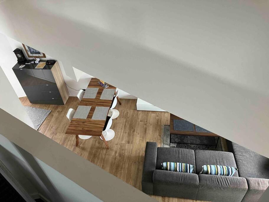 Traumwohnung Mit Grosser Dachterasse *